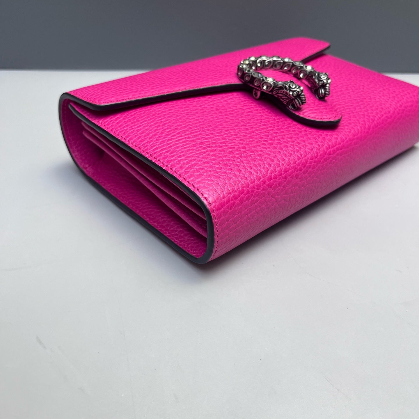 Gucci - Dionysus Wallet on Chain (WOC) with Crystal Buckle - Grained leather - Hot Pink with Aged Silver-Tone Hardware - (mini)