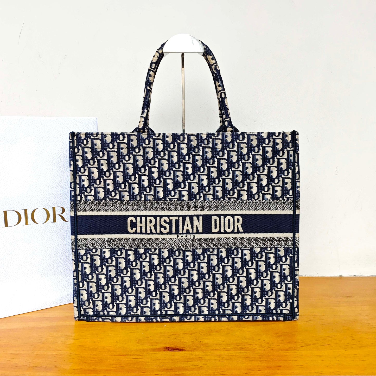 Dior - Oblique Book Tote Bag - Embroidered Canvas - Navy Blue - (Large)