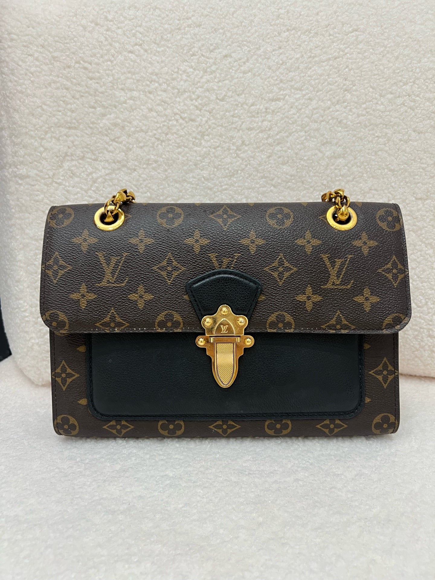 Louis Vuitton - Victoria Chain Bag - Monogram coated canvas with grained leather - Brown and Black - (small)