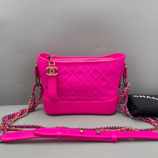 Chanel - Gabrielle Hobo Bag Small - Aged calfskin leather and smooth calfskin leather - Rose Red with Mixed-Tone Hardware - (small)