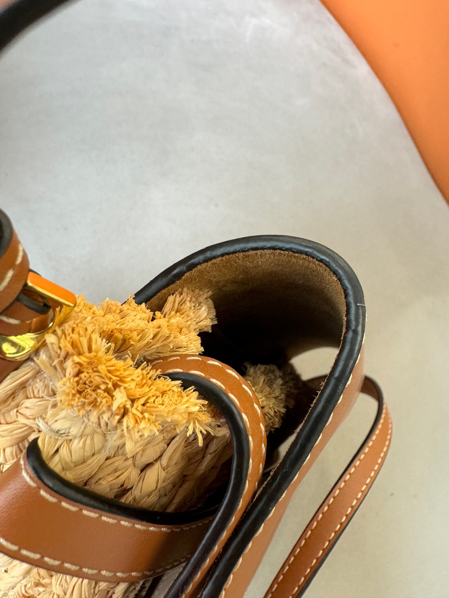 LOEWE - Gate Mini - Cowhide leather and woven straw - Brown - (mini)