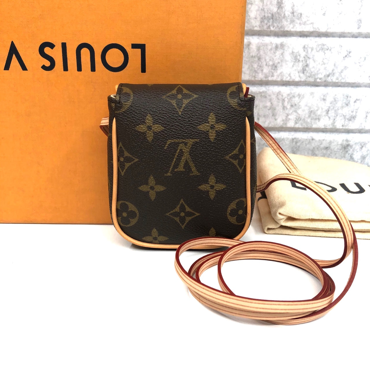 Louis Vuitton - Cancun - Monogram coated canvas with Vachetta leather trim - Brown - (mini)