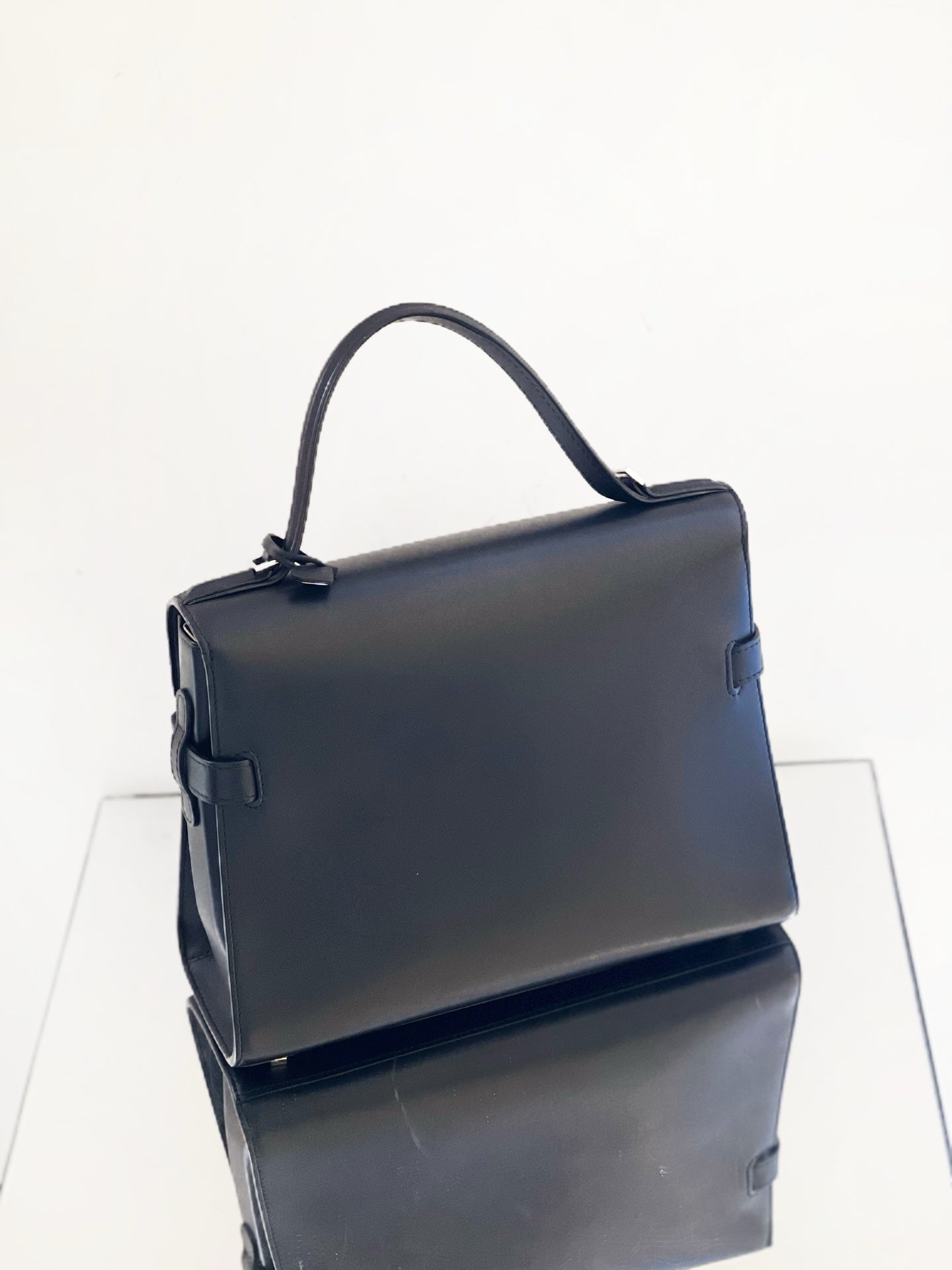 Delvaux - Tempête MM - OperaCalf grained calfskin leather - Black - (medium)