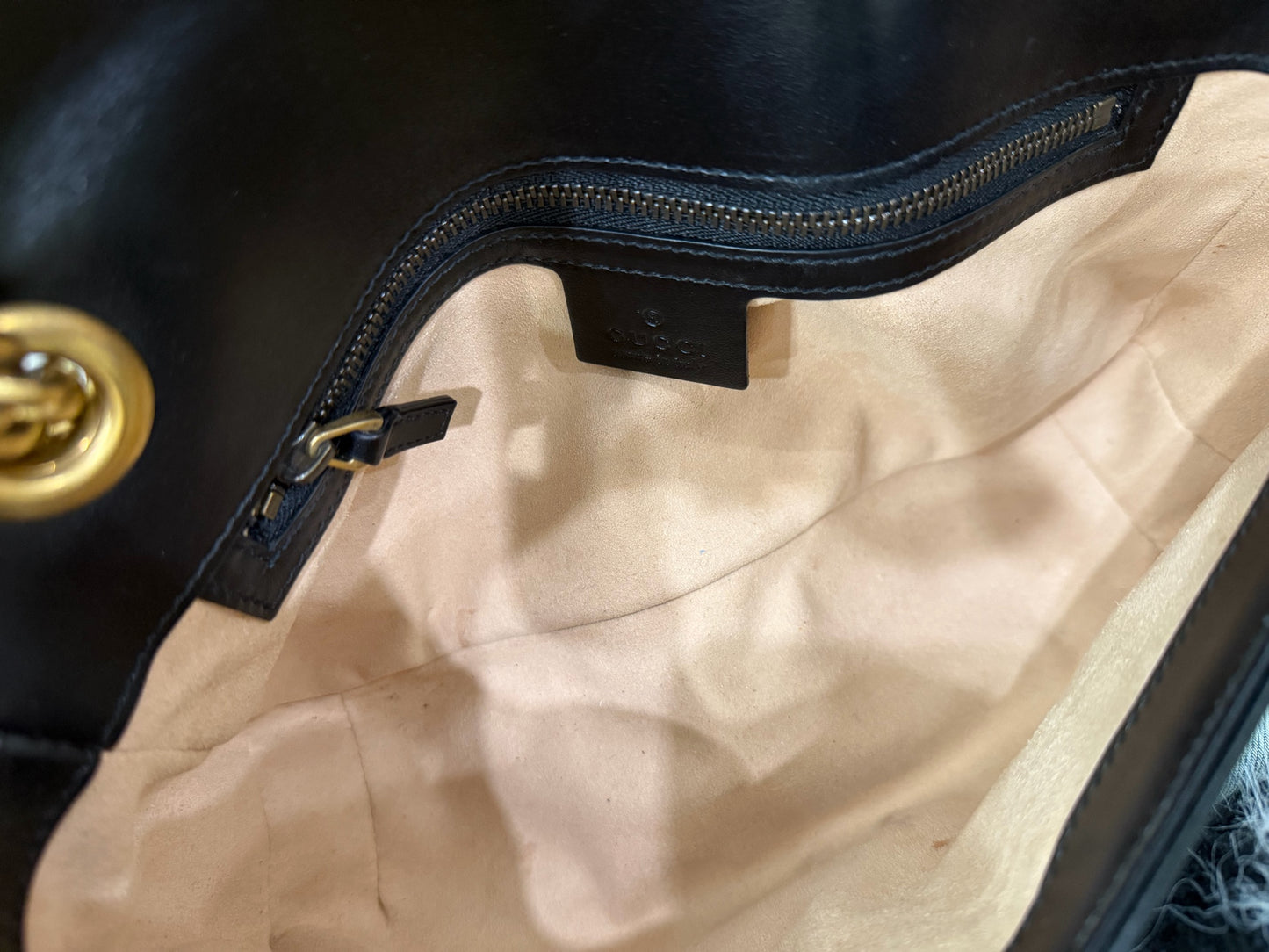 Gucci - GG Marmont Matelassé Shoulder Bag - Leather - Black - (medium)