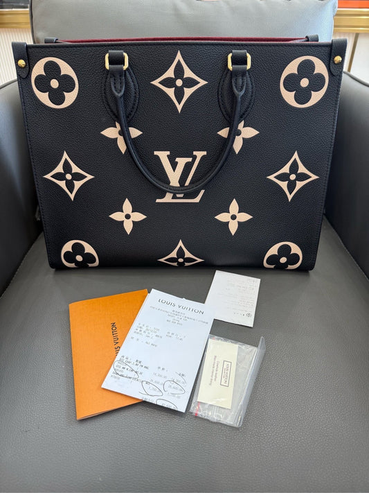 Louis Vuitton - OnTheGo MM - Monogram Empreinte Giant leather - Black and Cream - (Medium)