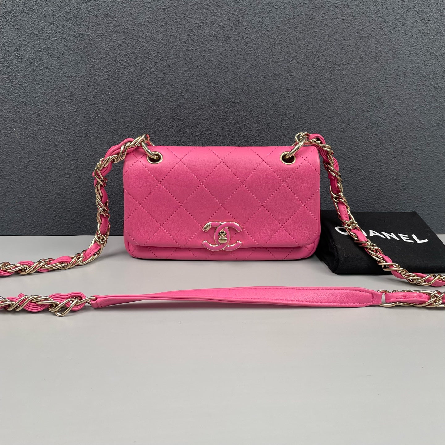 Chanel - Classic Flap Mini (Large Rectangular) - Lambskin leather - Pink - (mini)