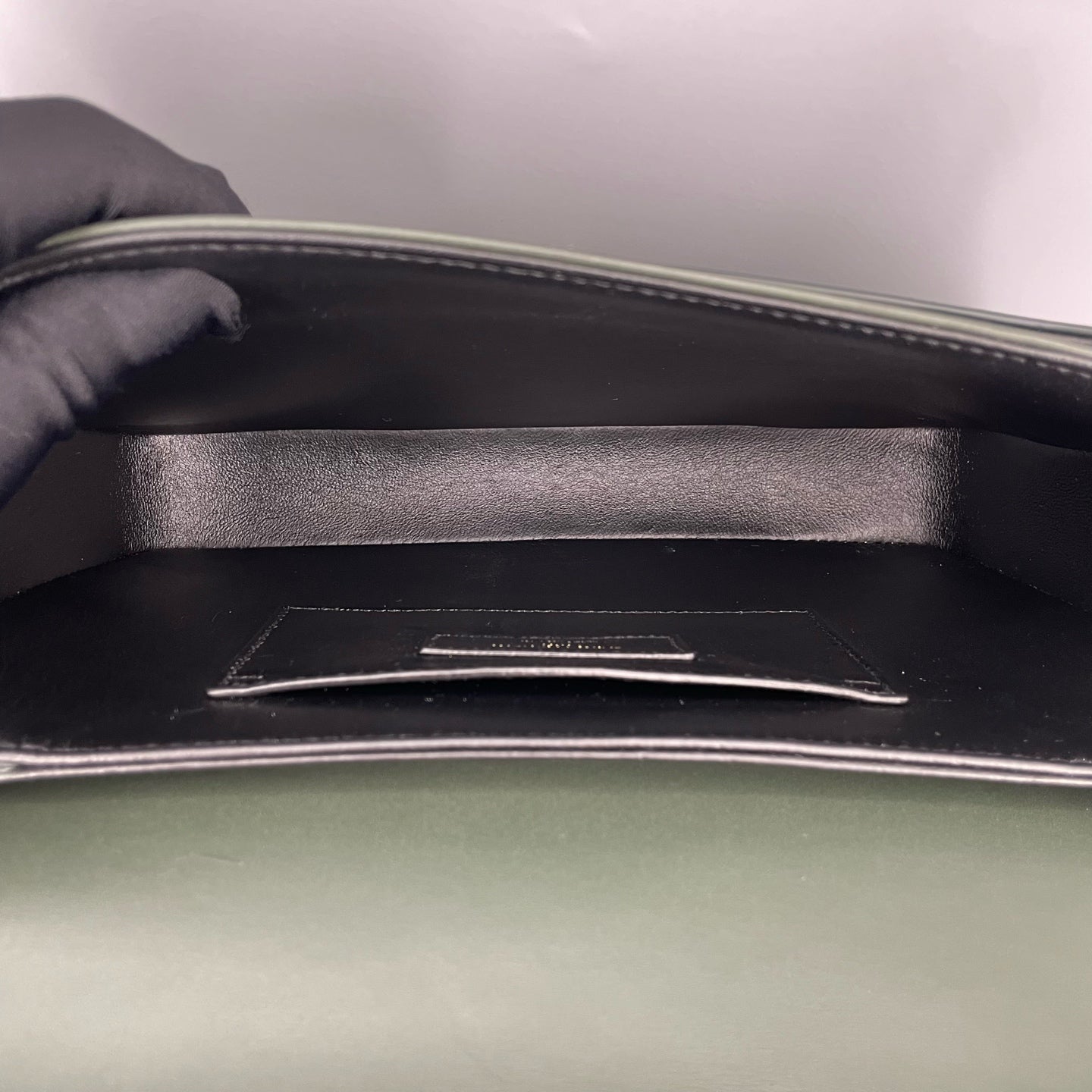 Saint Laurent - Cassandra - Leather - Green - (medium)