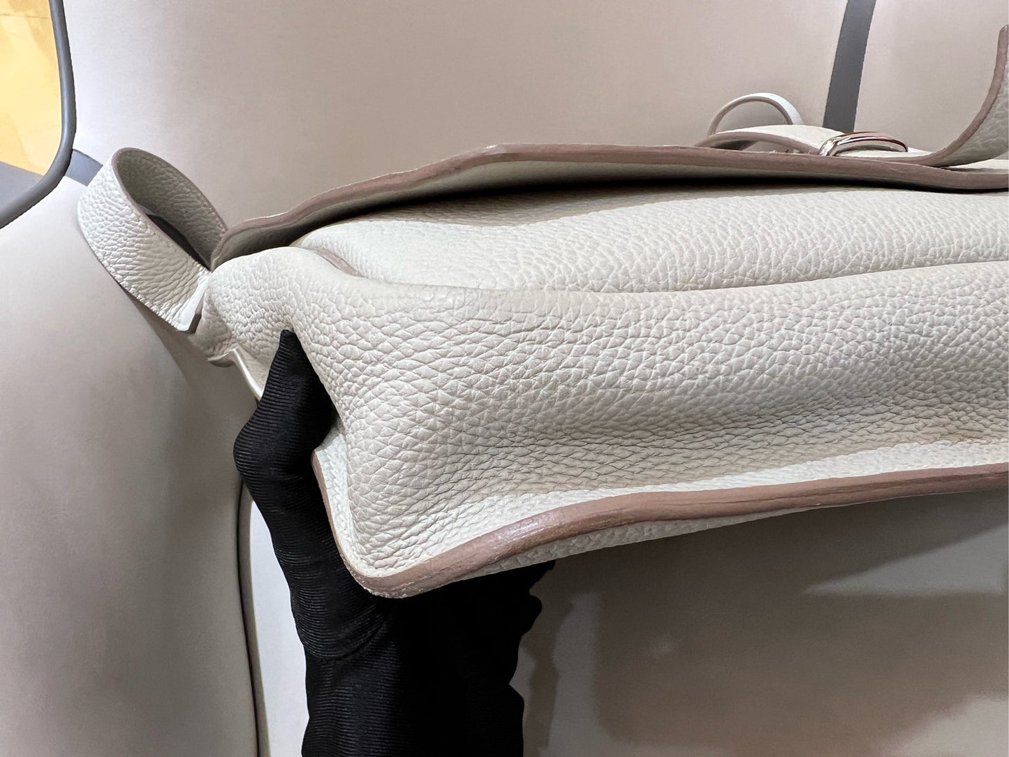 Hermès - Steve Light Junior Messenger Bag - Togo leather - Glacier White - (Medium)