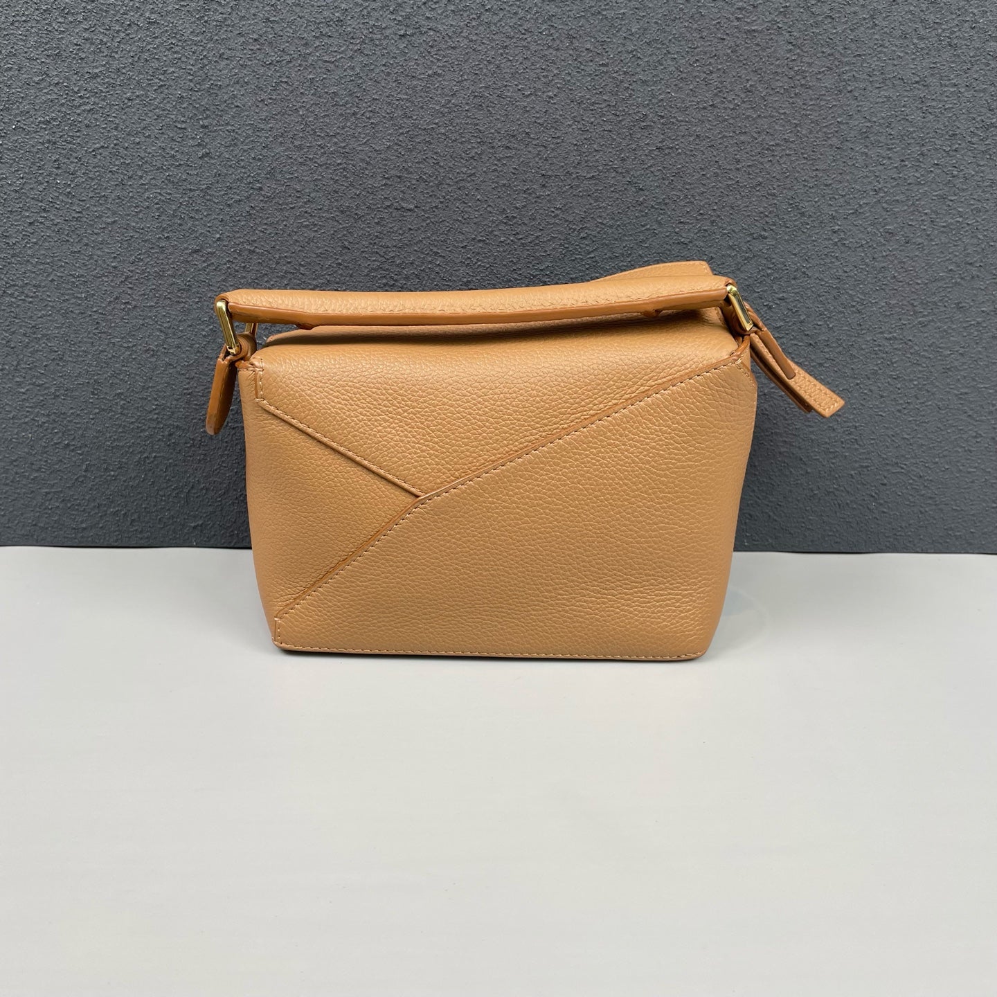 Loewe - Puzzle Mini - Grained calfskin leather - Toffee - (mini)
