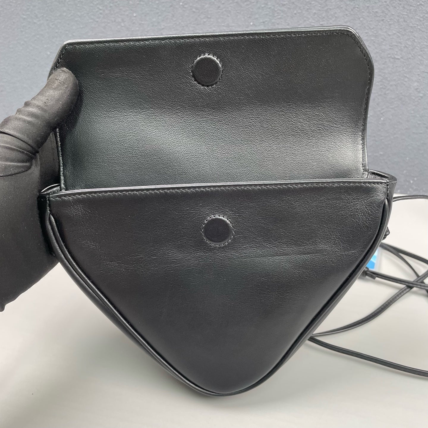 Celine - Triangle Bag - Smooth leather - Black - (mini)