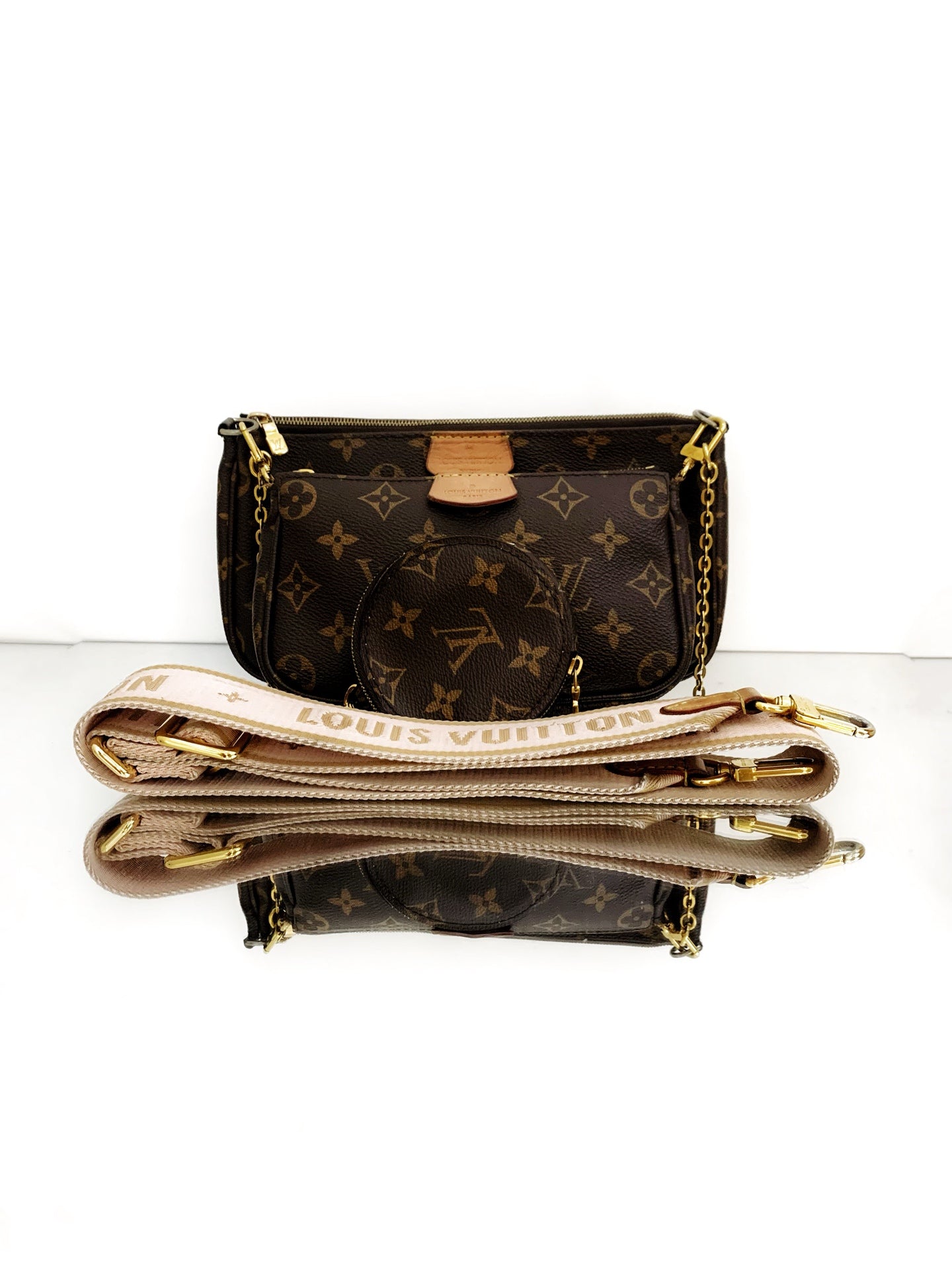 Louis Vuitton - Multi Pochette Accessoires - Monogram coated canvas with natural vachetta leather trim - Brown - (Medium)