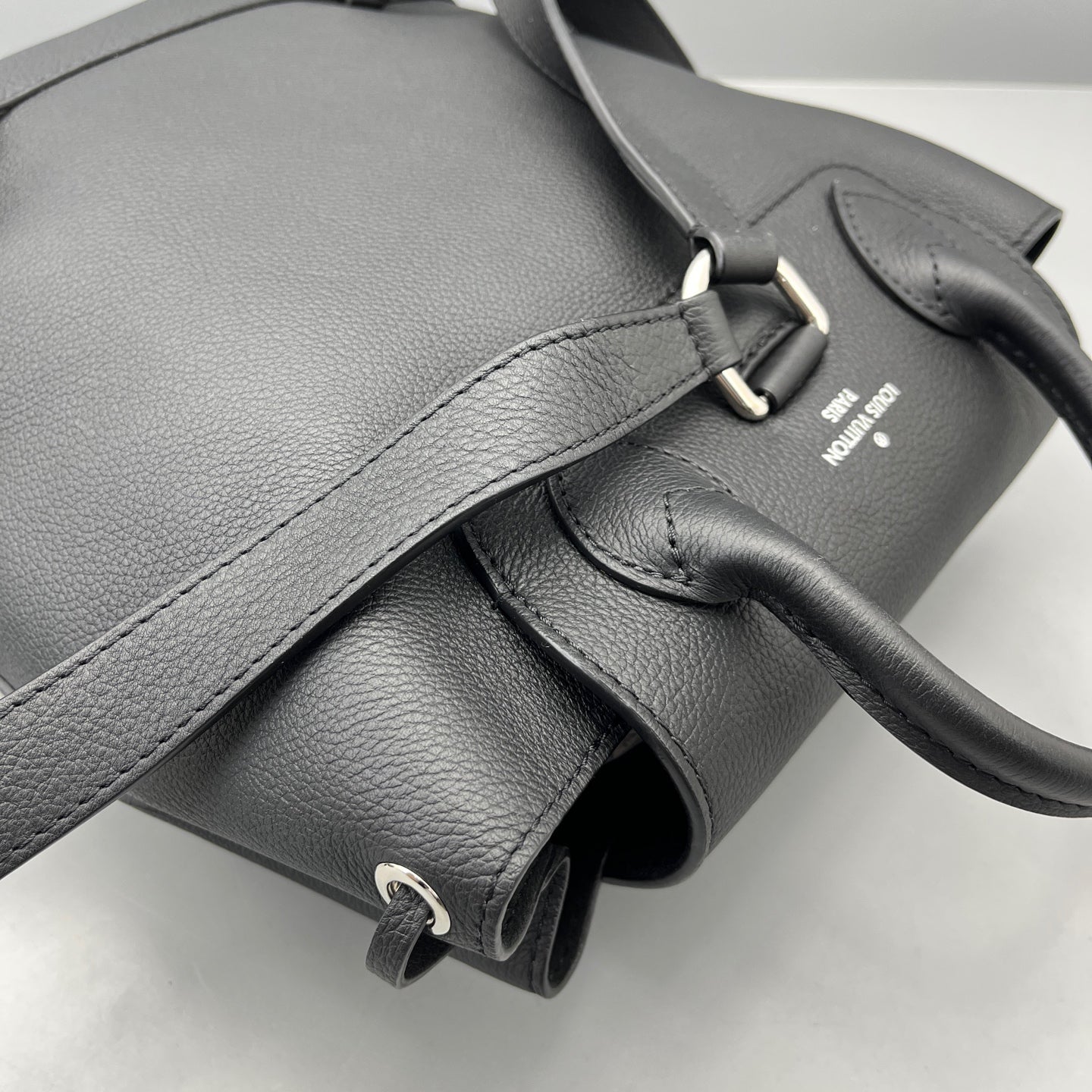 Louis Vuitton - Lockme Backpack - Leather - Black - (small)