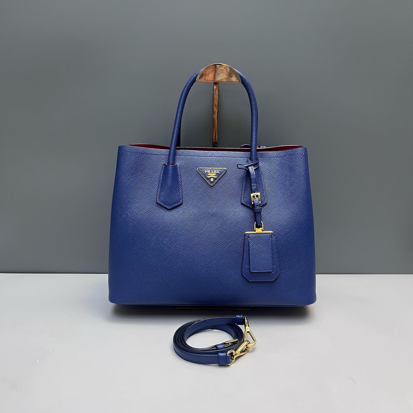 Prada - Galleria Bag - Saffiano leather - Blue - (large)