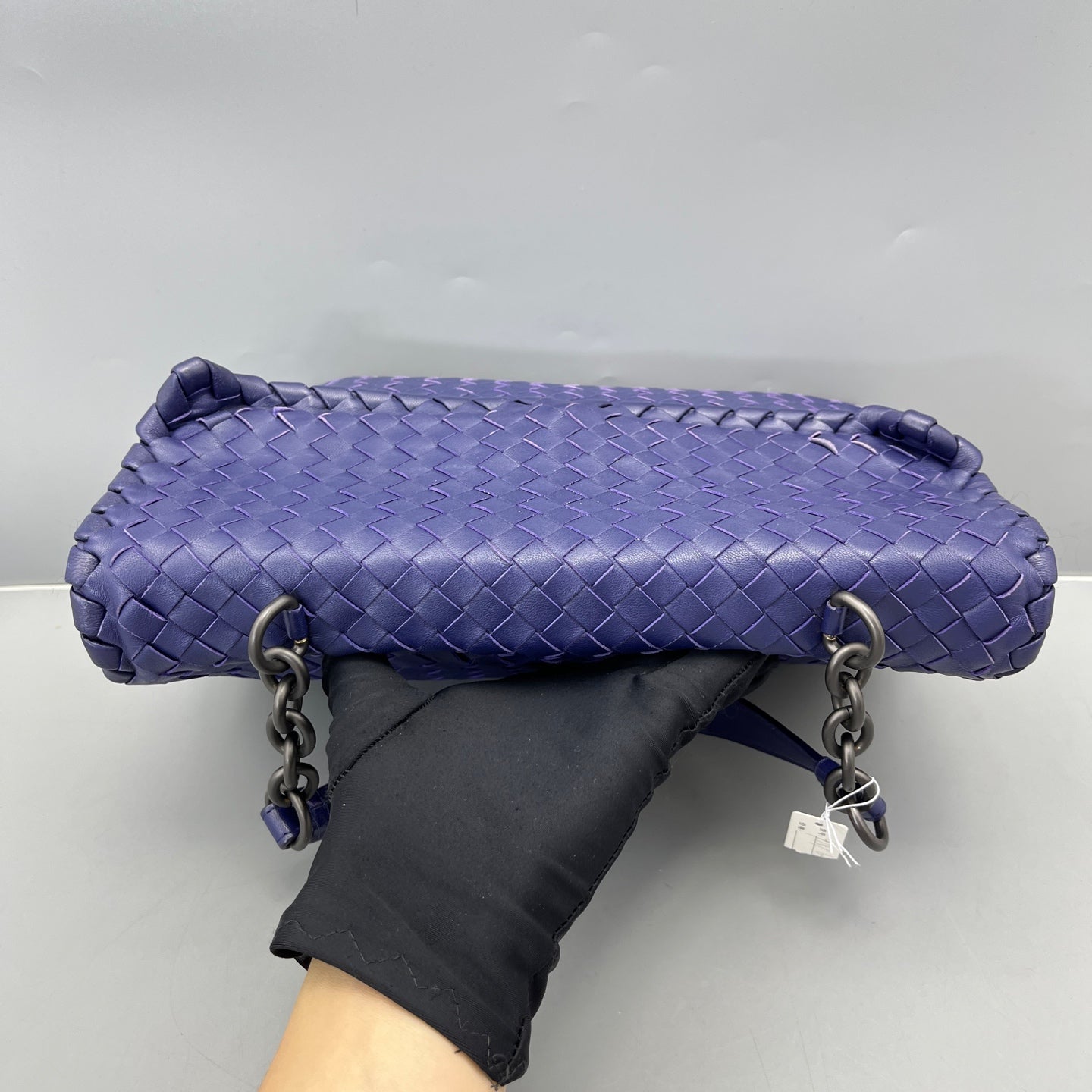 Bottega Veneta - Intrecciato Flap Shoulder Bag - Leather - Purple - (Medium)