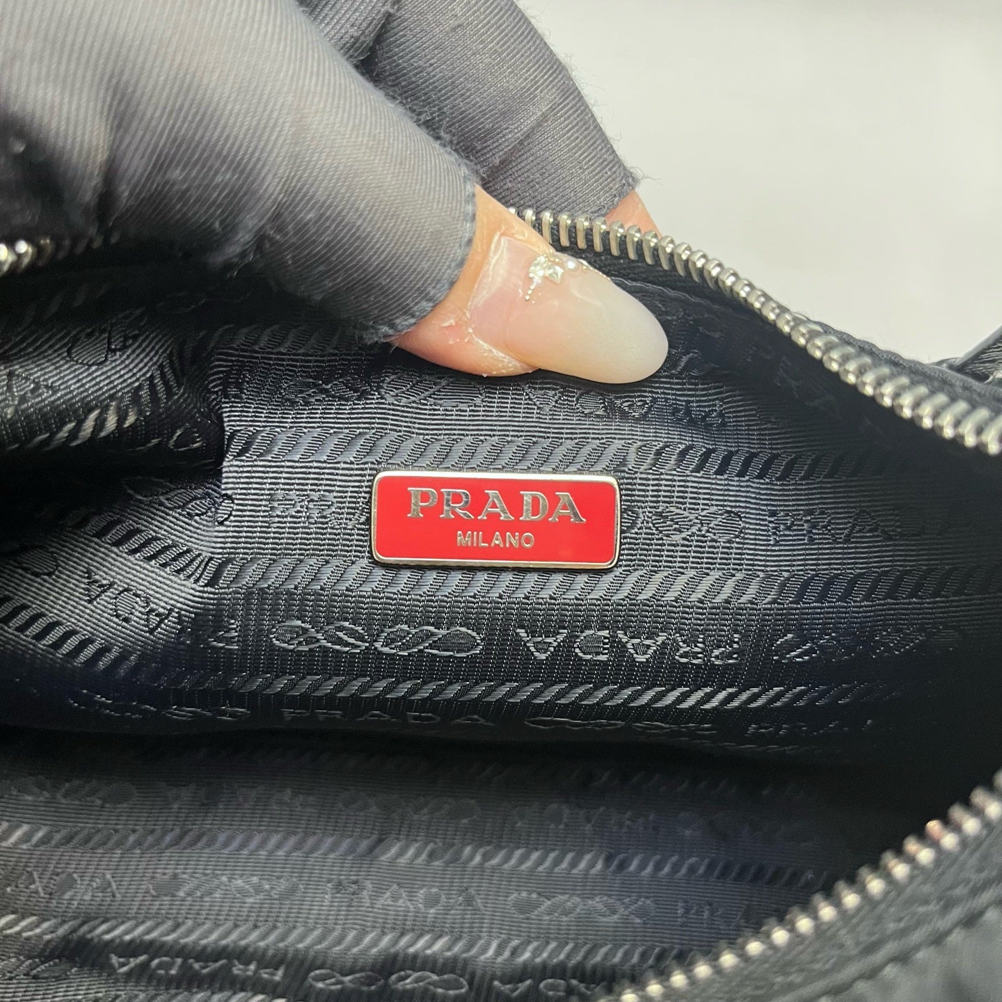 Prada - Re-Edition 2005 Shoulder Bag - Synthetic - Black - (mini)