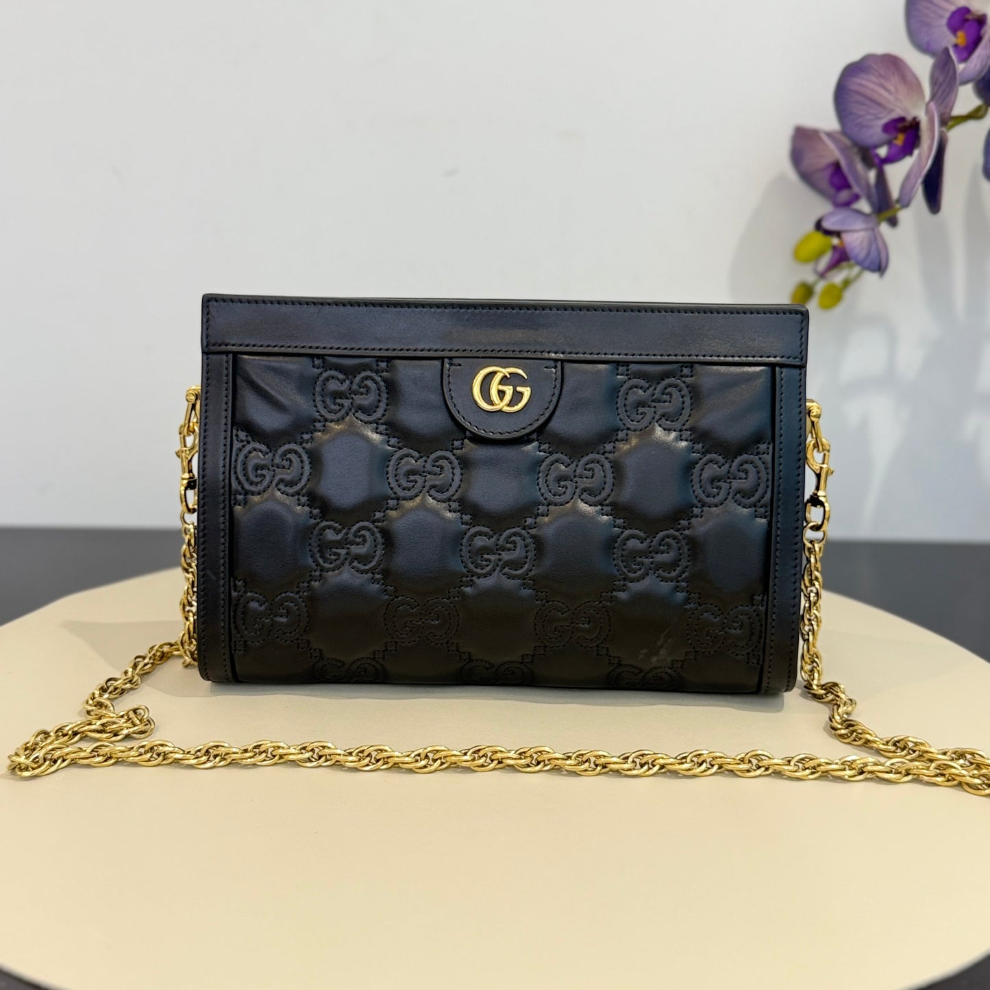 Gucci - GG Matelassé Chain Bag - Leather - Black with Gold-Tone Hardware - (mini)