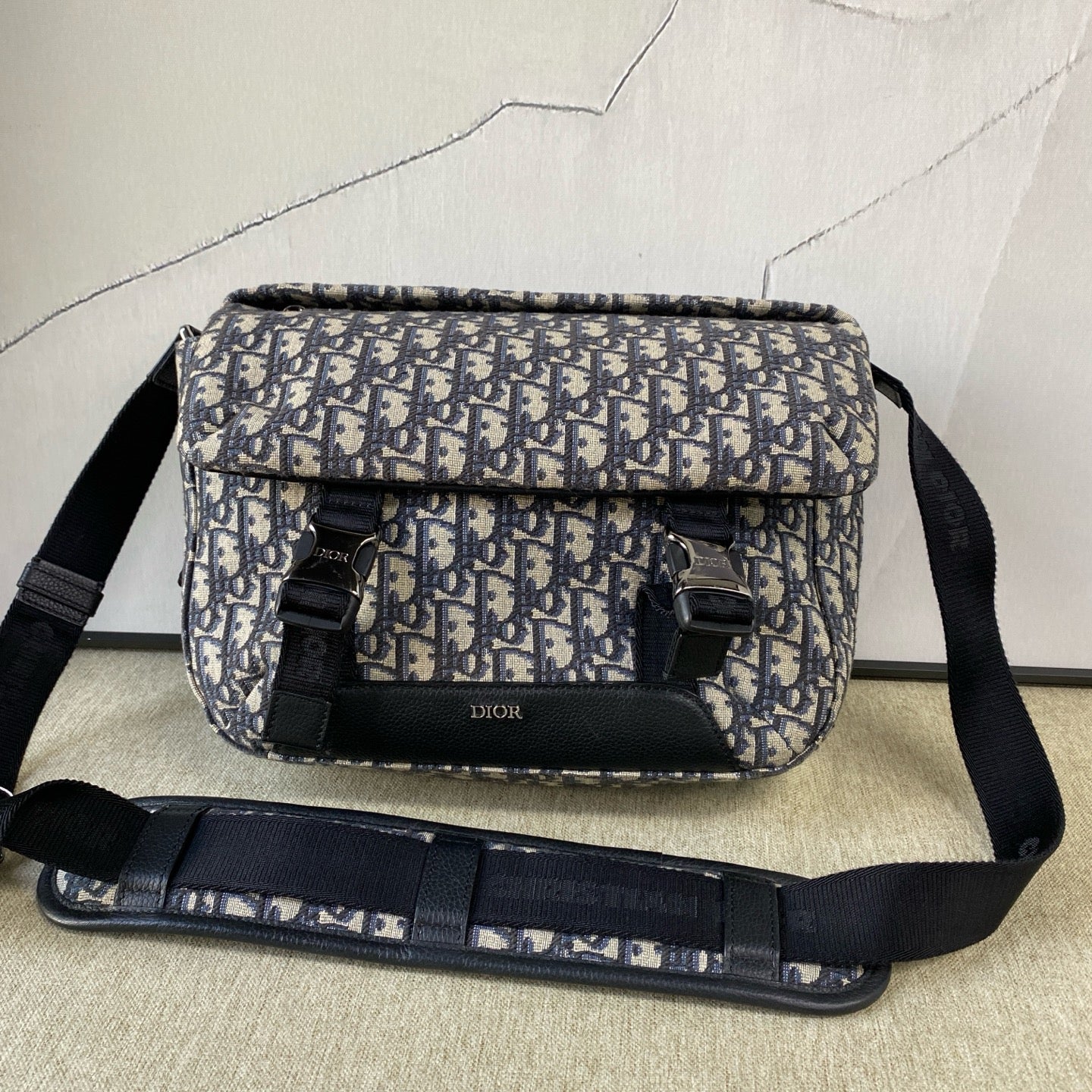 Dior - Explorer Messenger Bag - Embroidered canvas with leather trim - Blue - (Medium)