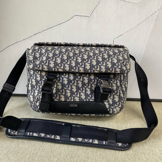 Dior - Explorer Messenger Bag - Embroidered canvas with leather trim - Blue - (Medium)