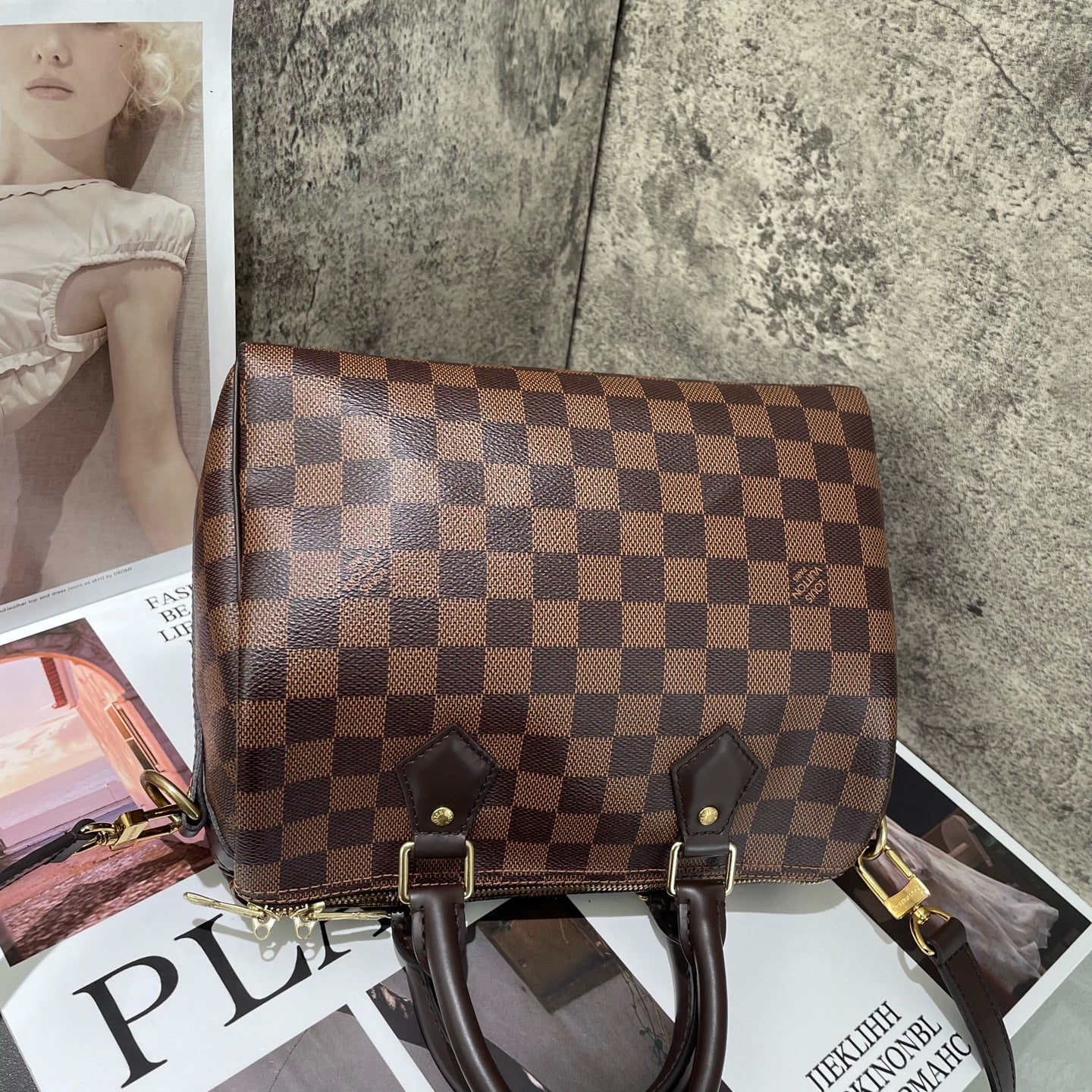 Louis Vuitton - Speedy 25 Bandoulière - Damier Ebene coated canvas with smooth leather trim - Brown - (Small)