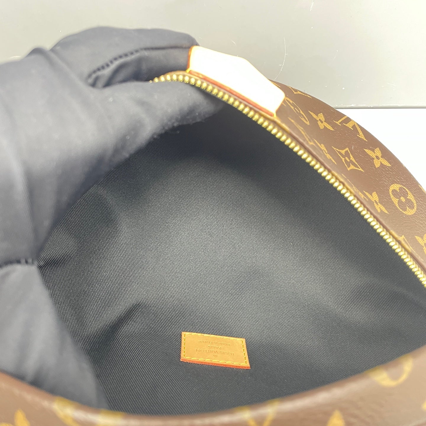 Louis Vuitton - Bumbag - Synthetic - Brown - (medium)
