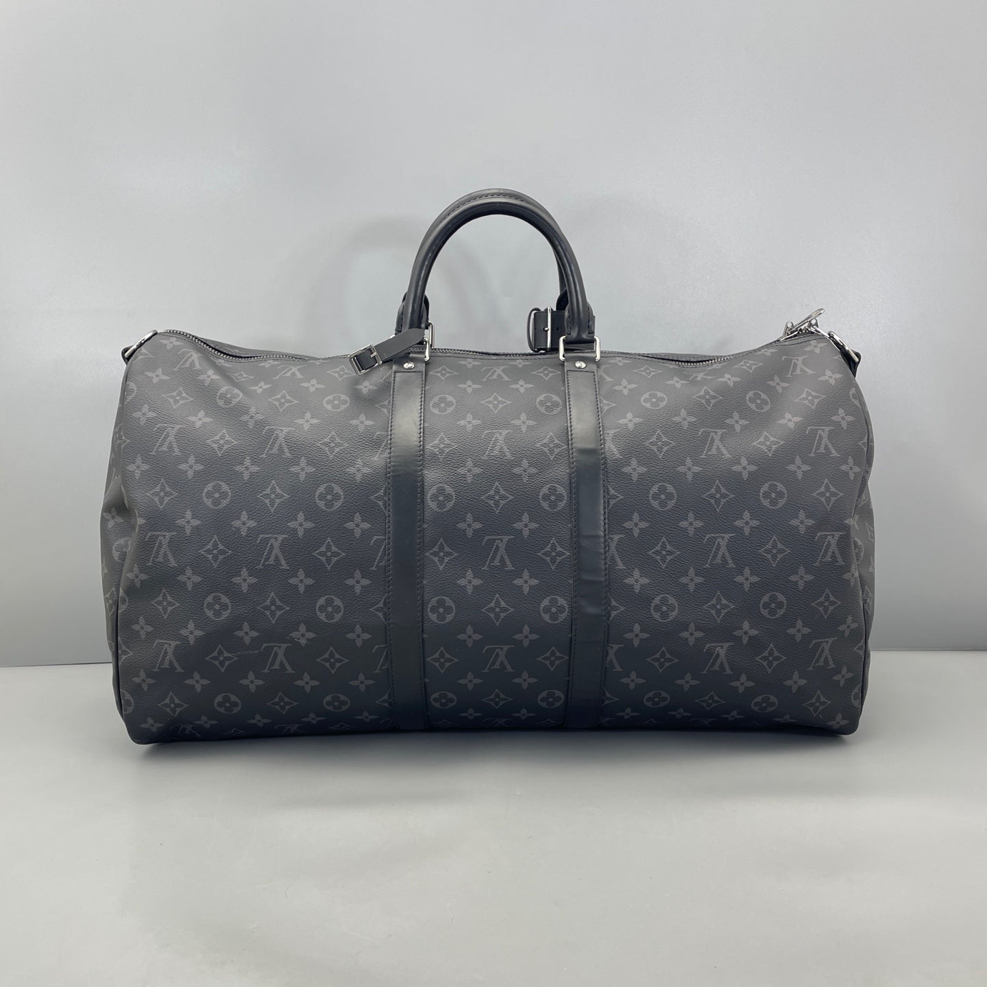 Louis Vuitton - Keepall Bandouliere 55 - Monogram Eclipse coated canvas with leather trim - Black - (Large)