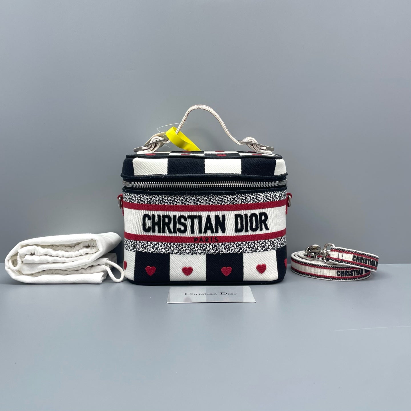 Dior - Valentine's Day Limited Edition Vanity Case - Embroidered canvas - Multicolour - (small)