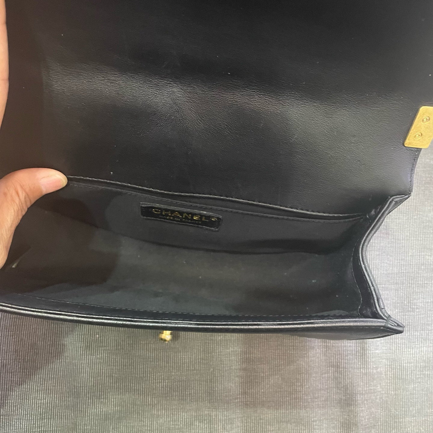 Chanel - Boy Bag - Lambskin leather - Black - (Medium)