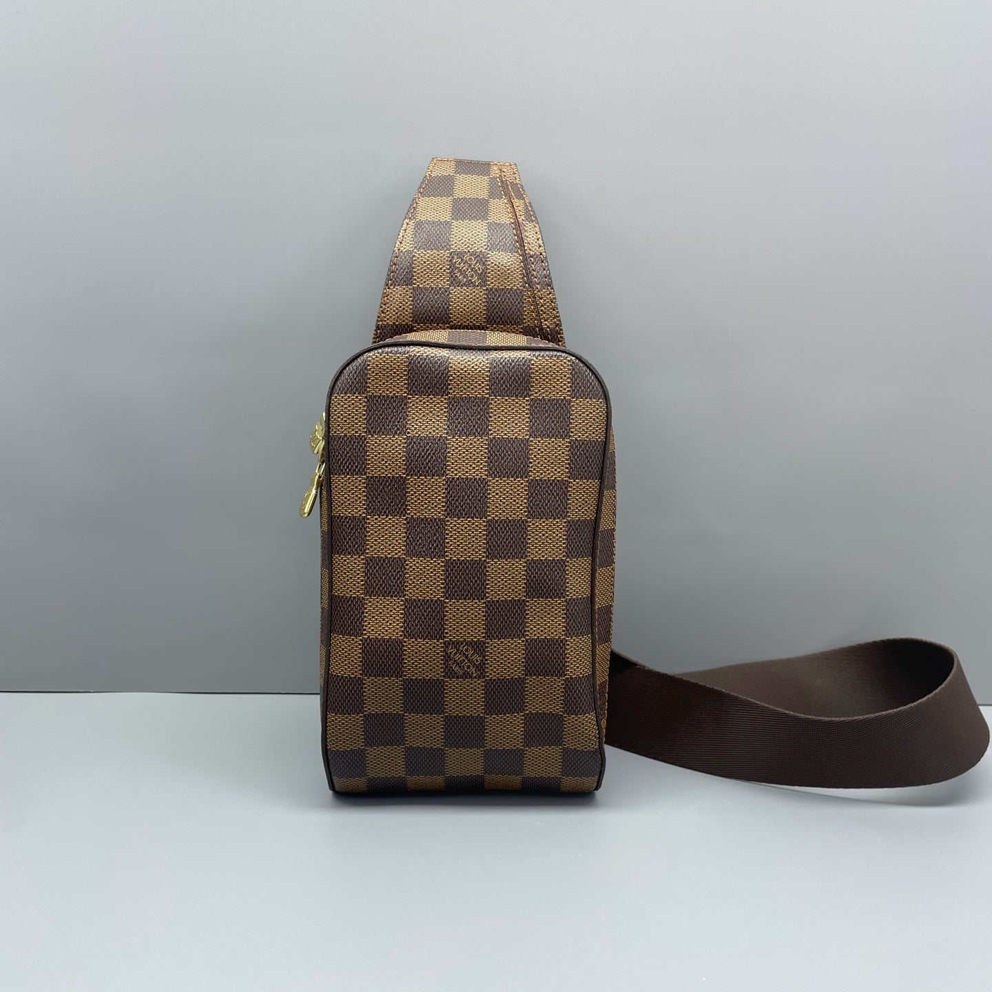 Louis Vuitton - Chest Bag - Damier Ebene coated canvas - Brown - (small)