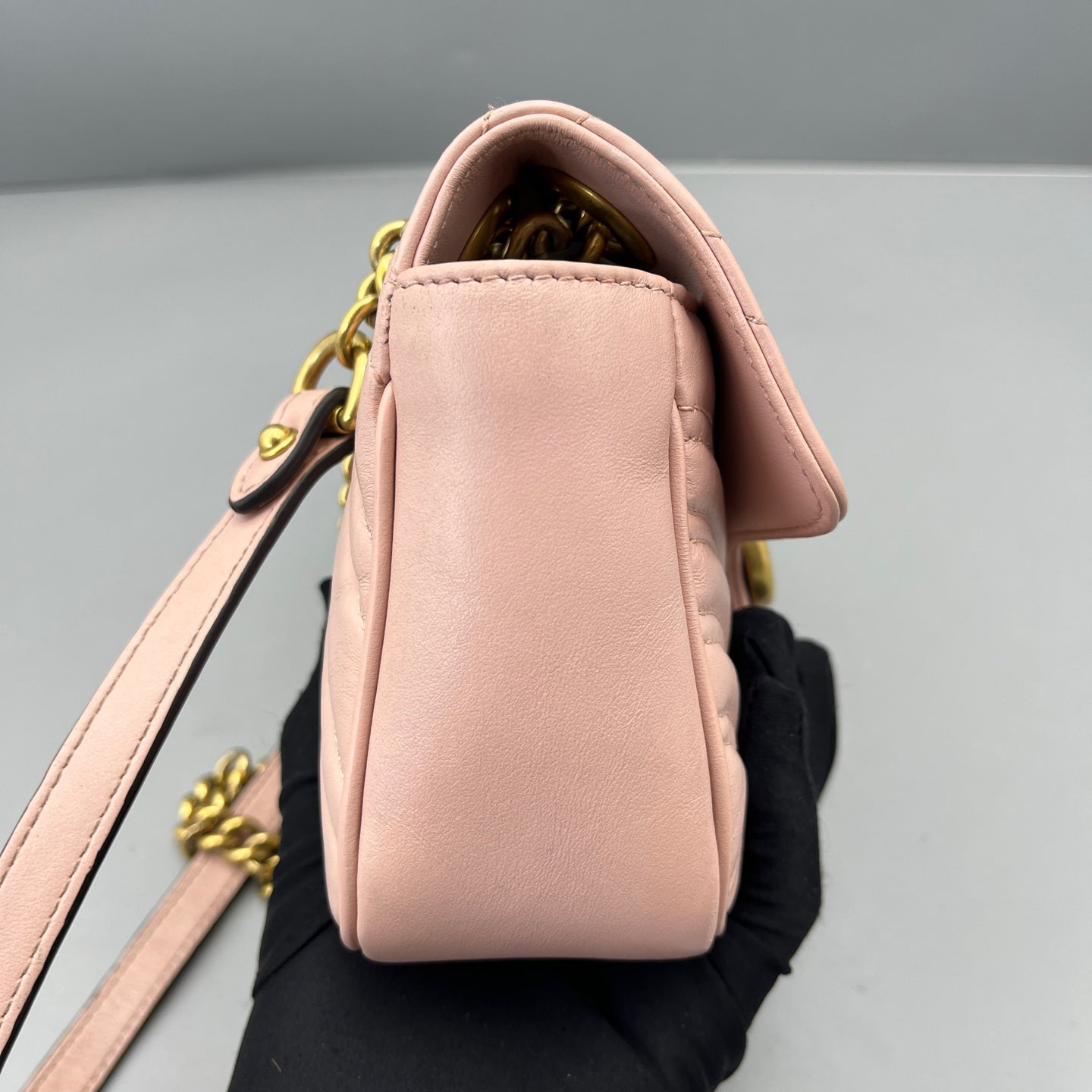 Gucci - GG Marmont Matelassé Mini Bag 22 - Matelassé chevron leather - Pink - (mini)
