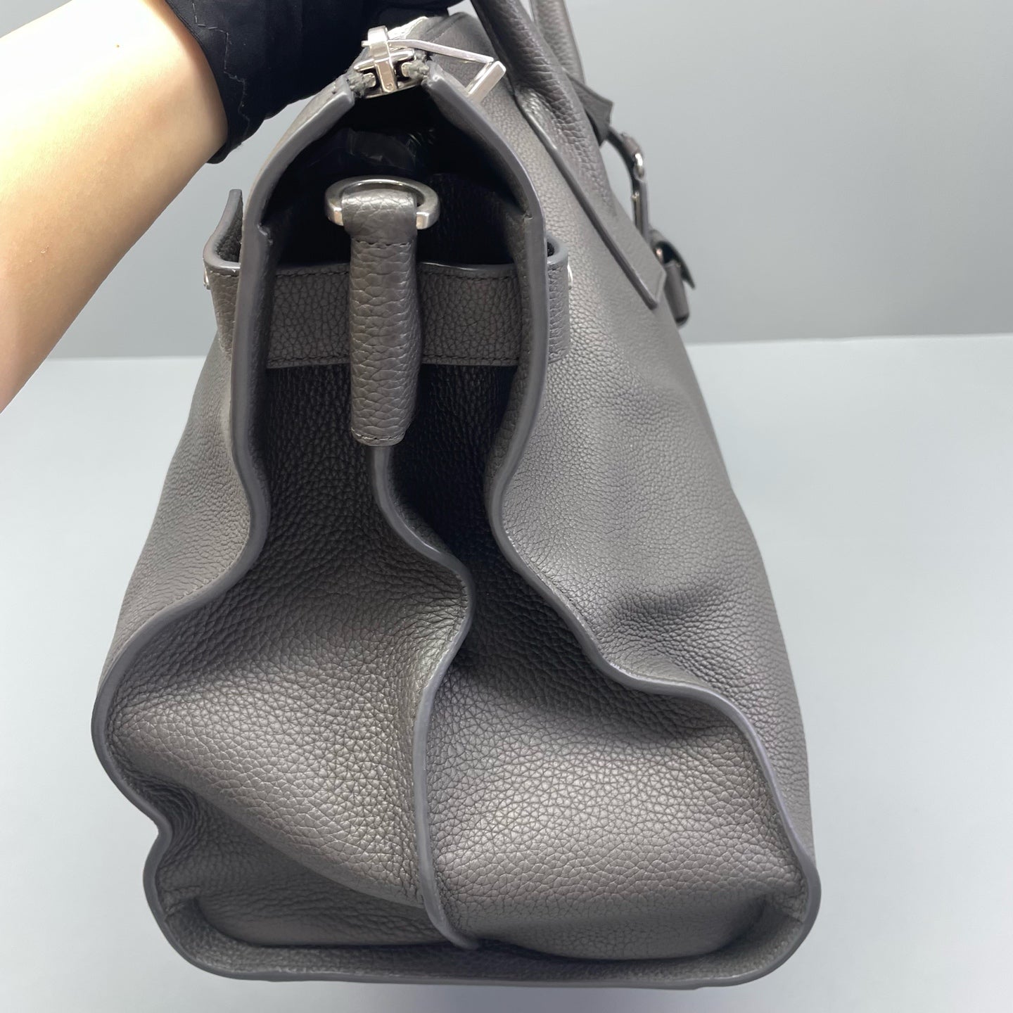 Saint Laurent - Sac de Jour - Pebbled calfskin leather - Grey - (Large)