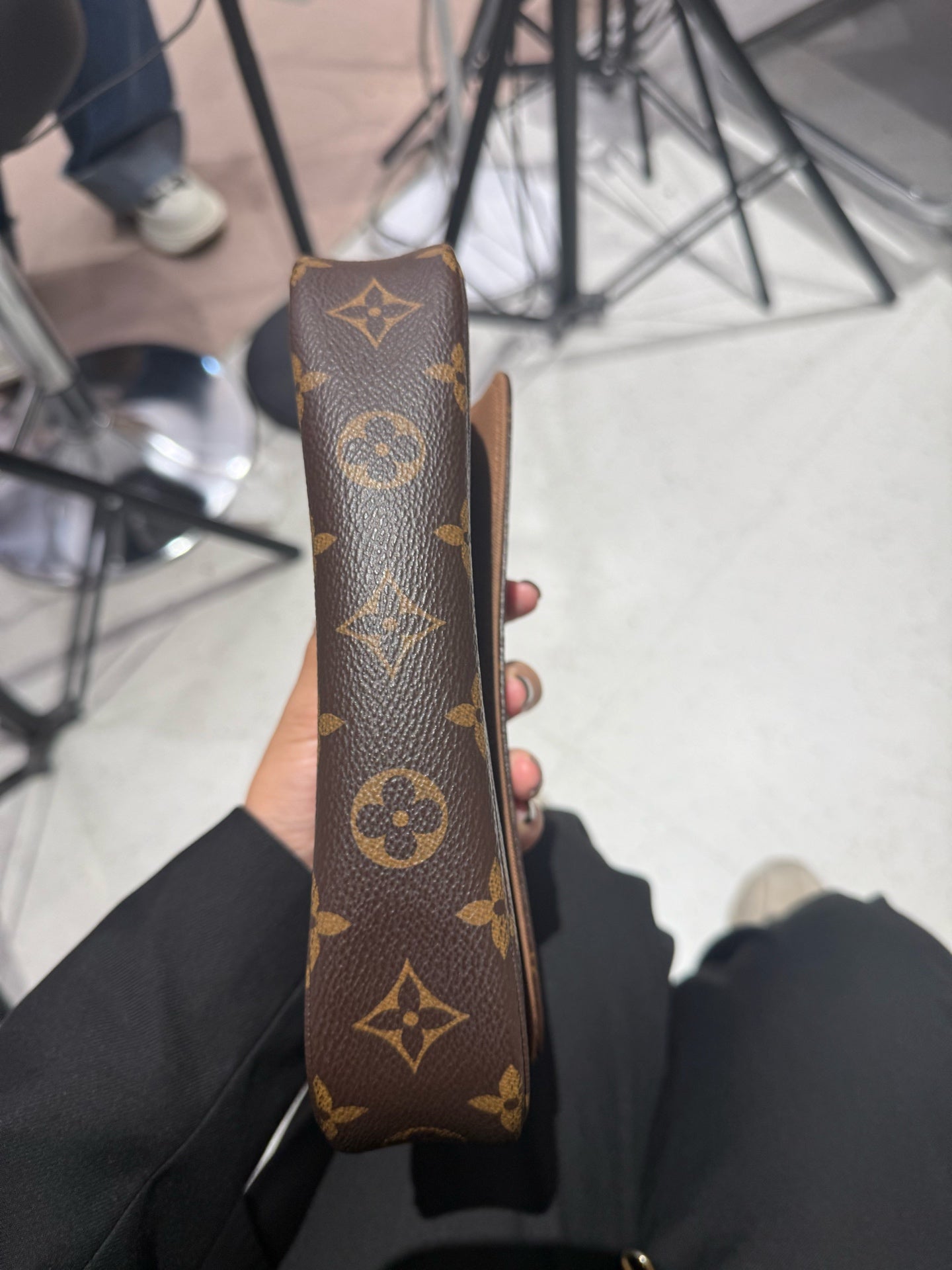 Louis Vuitton - Ivy WOC (M81911) - Monogram coated canvas with Vachetta leather trim - Brown - (Mini)