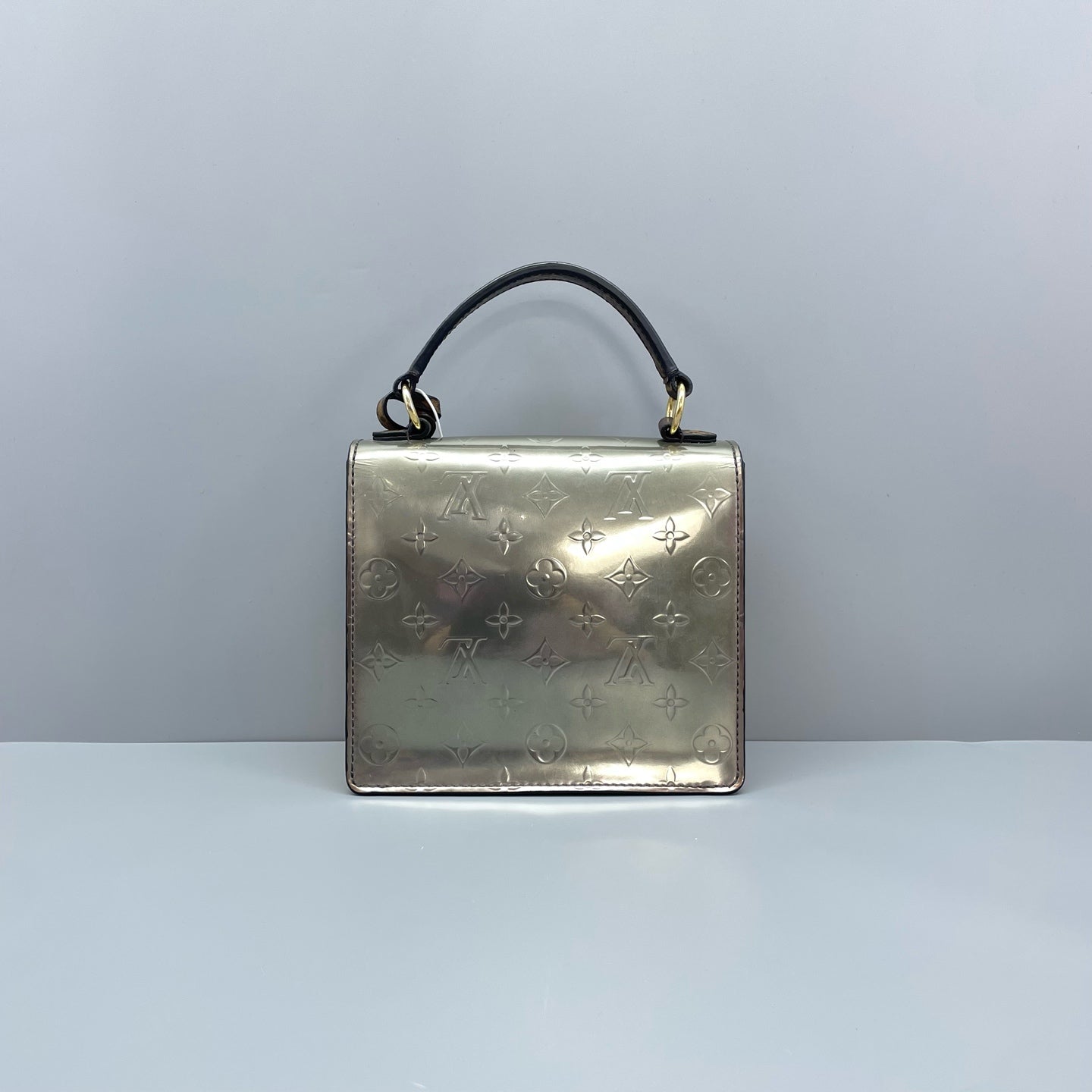 Louis Vuitton - Pochette Metis - Patent leather - Gold - (Small)