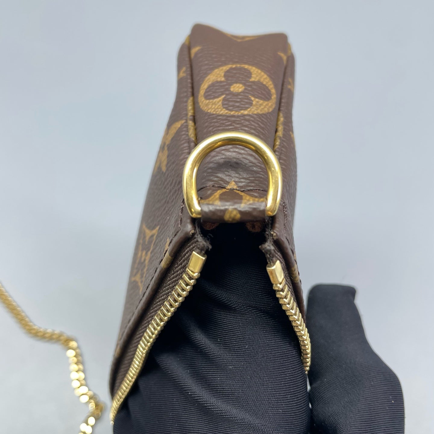 Louis Vuitton - Mini Pochette Accessoires - Monogram coated canvas with Vachetta leather trim - Brown - (mini)