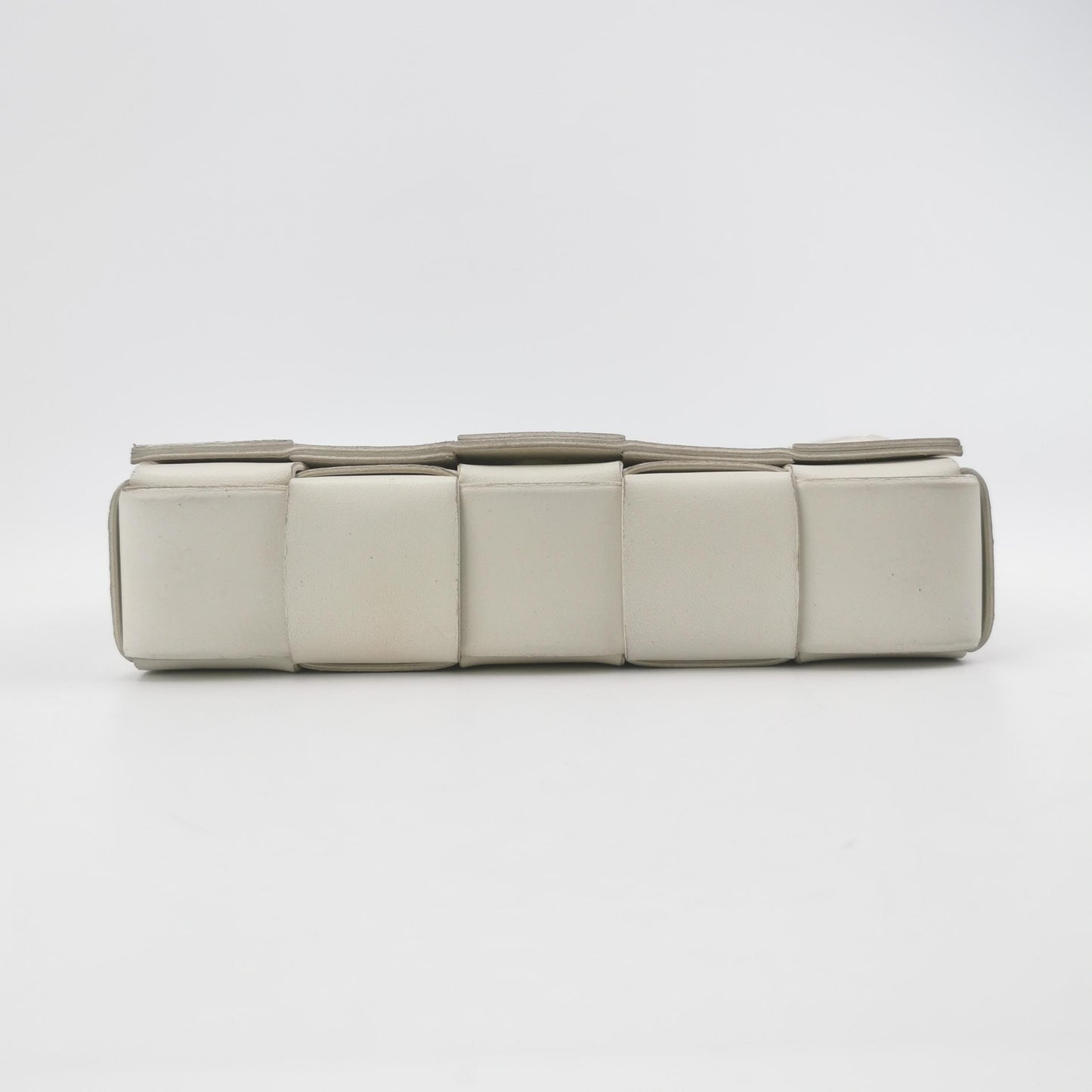 Bottega Veneta - Cassette Bag - Lambskin leather - White - (medium)