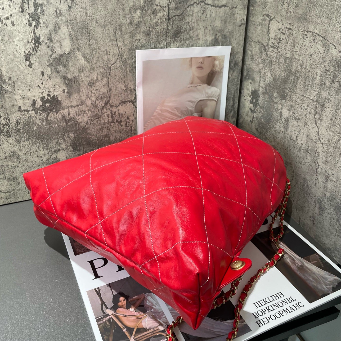Chanel - 22 Bag Backpack - Calfskin leather - Red - (Large)