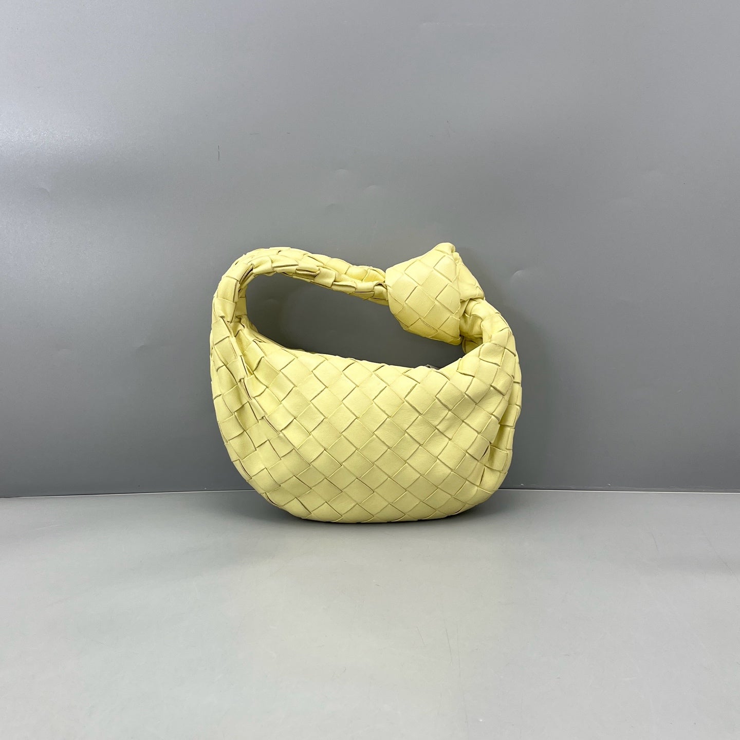 Bottega Veneta - Mini Jodie - Lambskin leather - Yellow - (Mini)