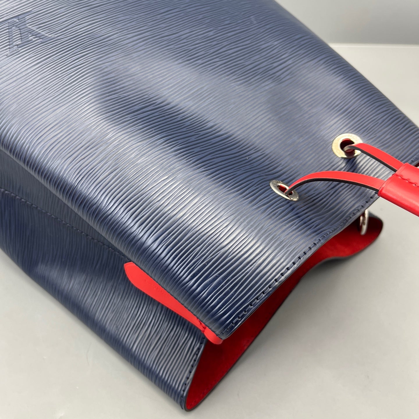 Louis Vuitton - NeoNoé Bucket Bag - Epi leather - Blue - (medium)