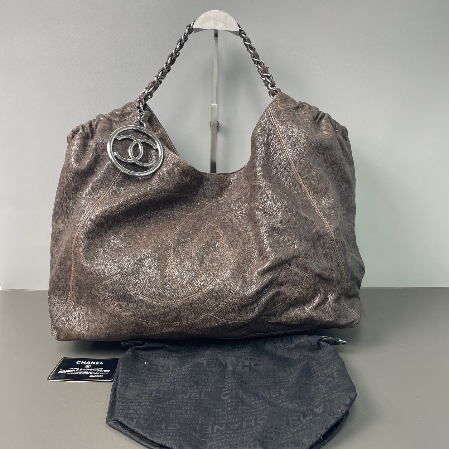 Chanel - Large Shopping Tote - Grained leather - Brown - (Large)