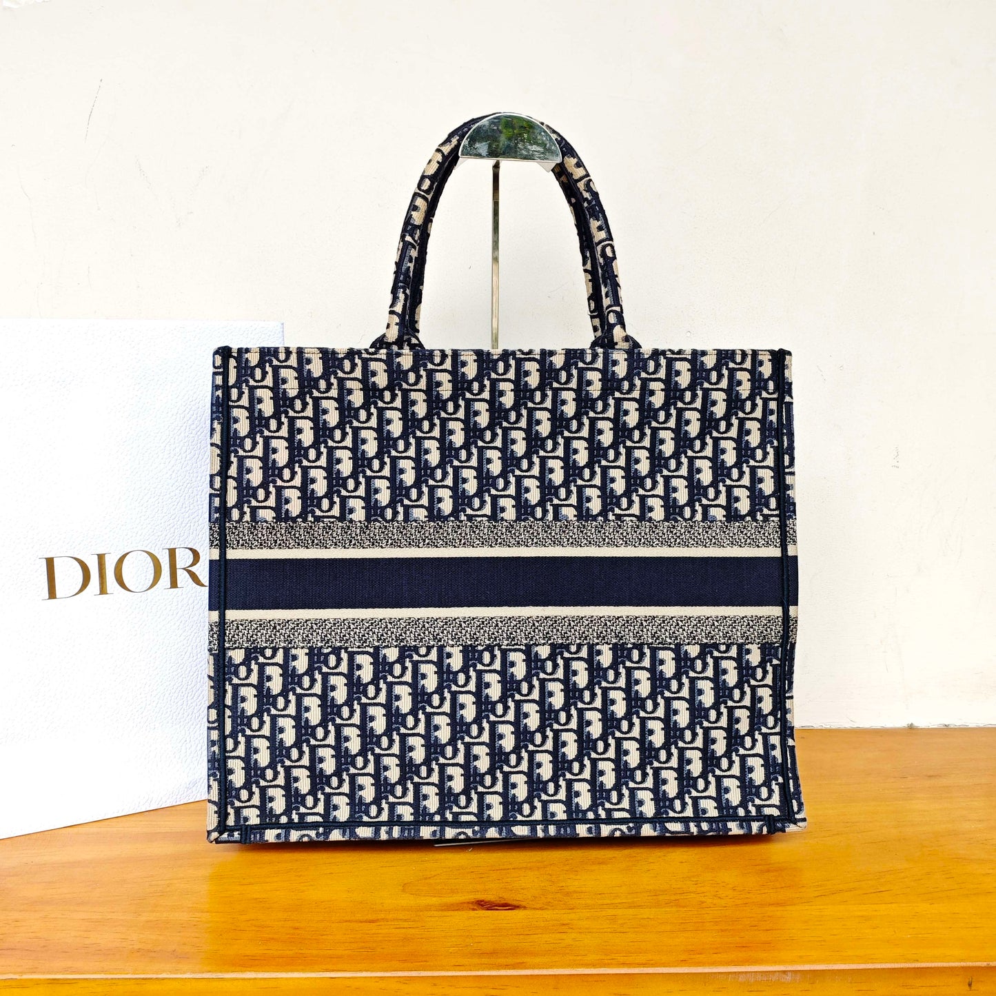 Dior - Oblique Book Tote Bag - Embroidered Canvas - Navy Blue - (Large)
