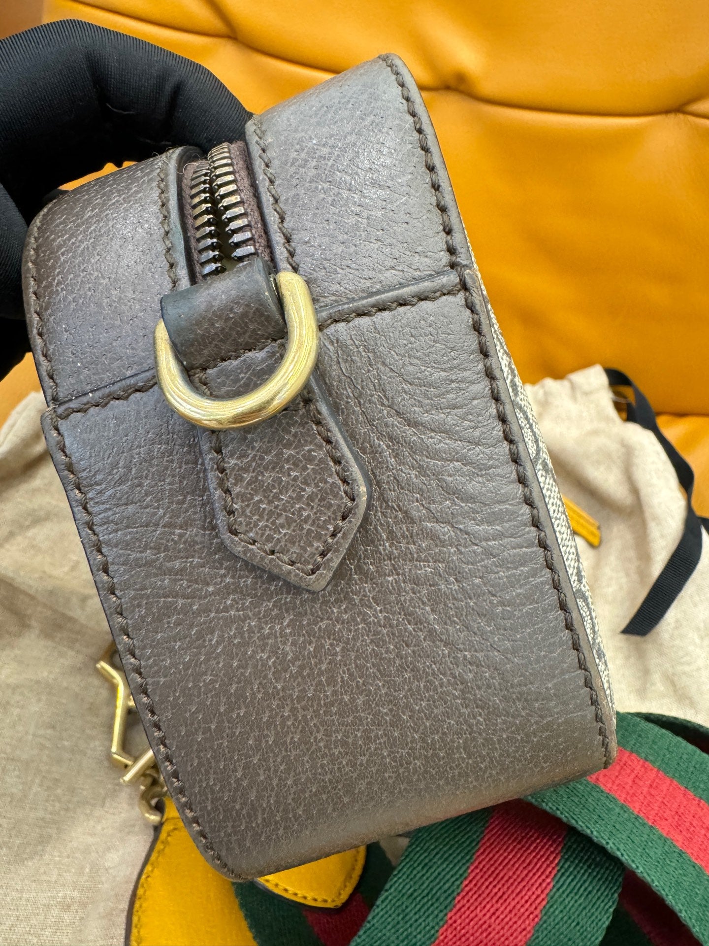 Gucci - Neo Vintage GG Supreme Camera Bag with Tiger Head - GG Supreme canvas with leather trim - Beige - (Small)