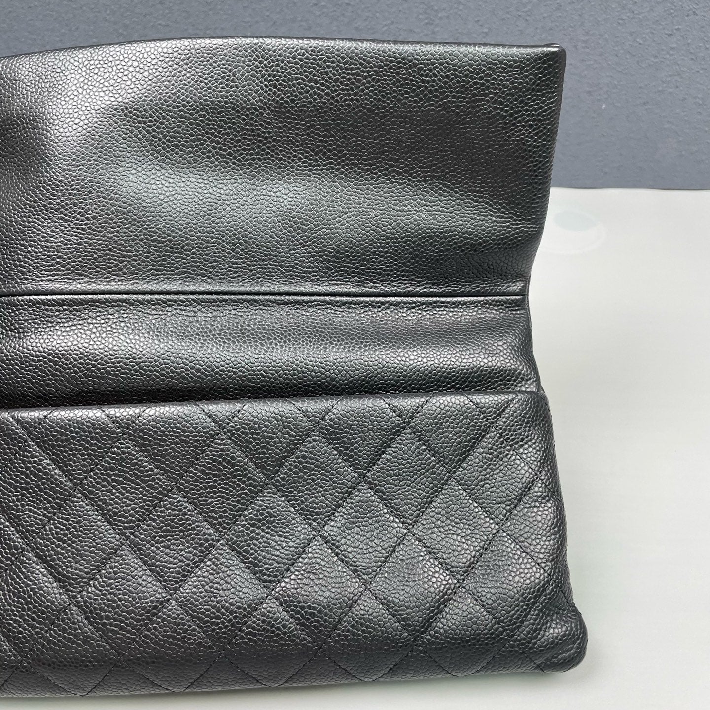 Chanel - Classic Quilted Clutch - Caviar leather - Black - (medium)
