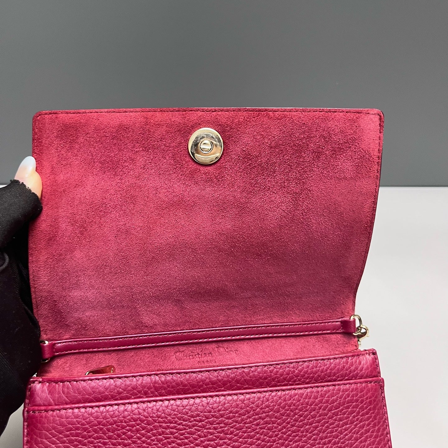 Dior - Shield WOC Chain Crossbody Bag - Grained leather - Red - (mini)