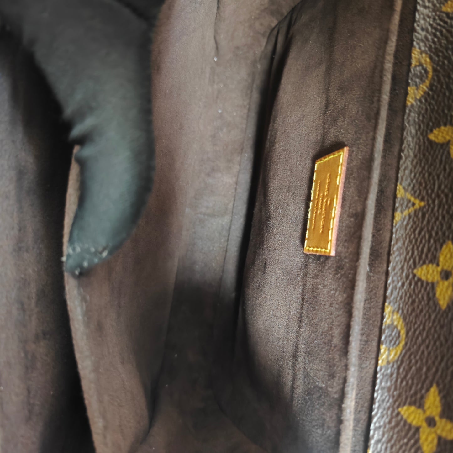 Louis Vuitton - Pochette Métis - Monogram coated canvas with Vachetta leather trim - Brown - (Medium)