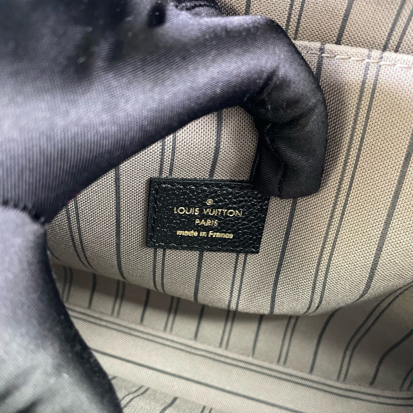 Louis Vuitton - Pochette Metis - Monogram Empreinte leather - Black - (small)