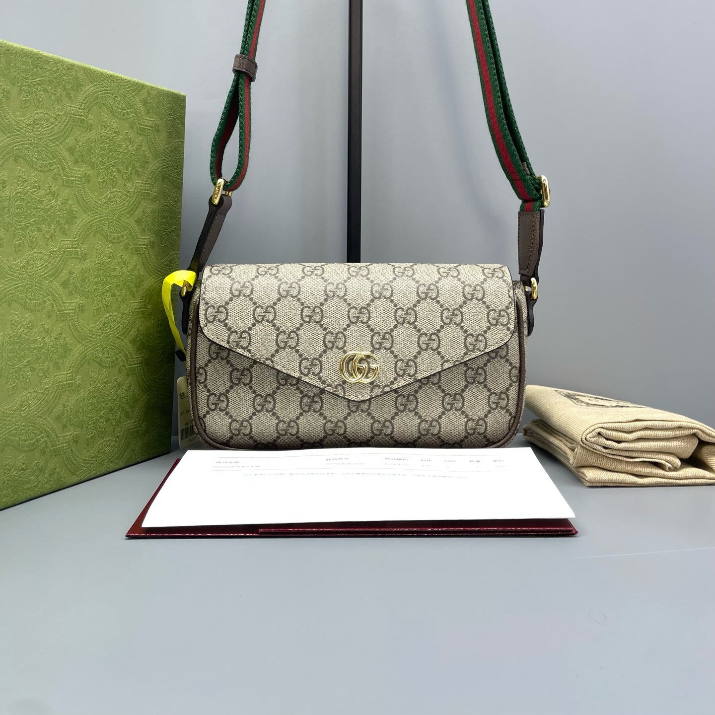 Gucci - Ophidia GG Supreme Envelope Bag - GG Supreme coated canvas with leather trim - Beige and Ebony with Red and Green Web - (mini)