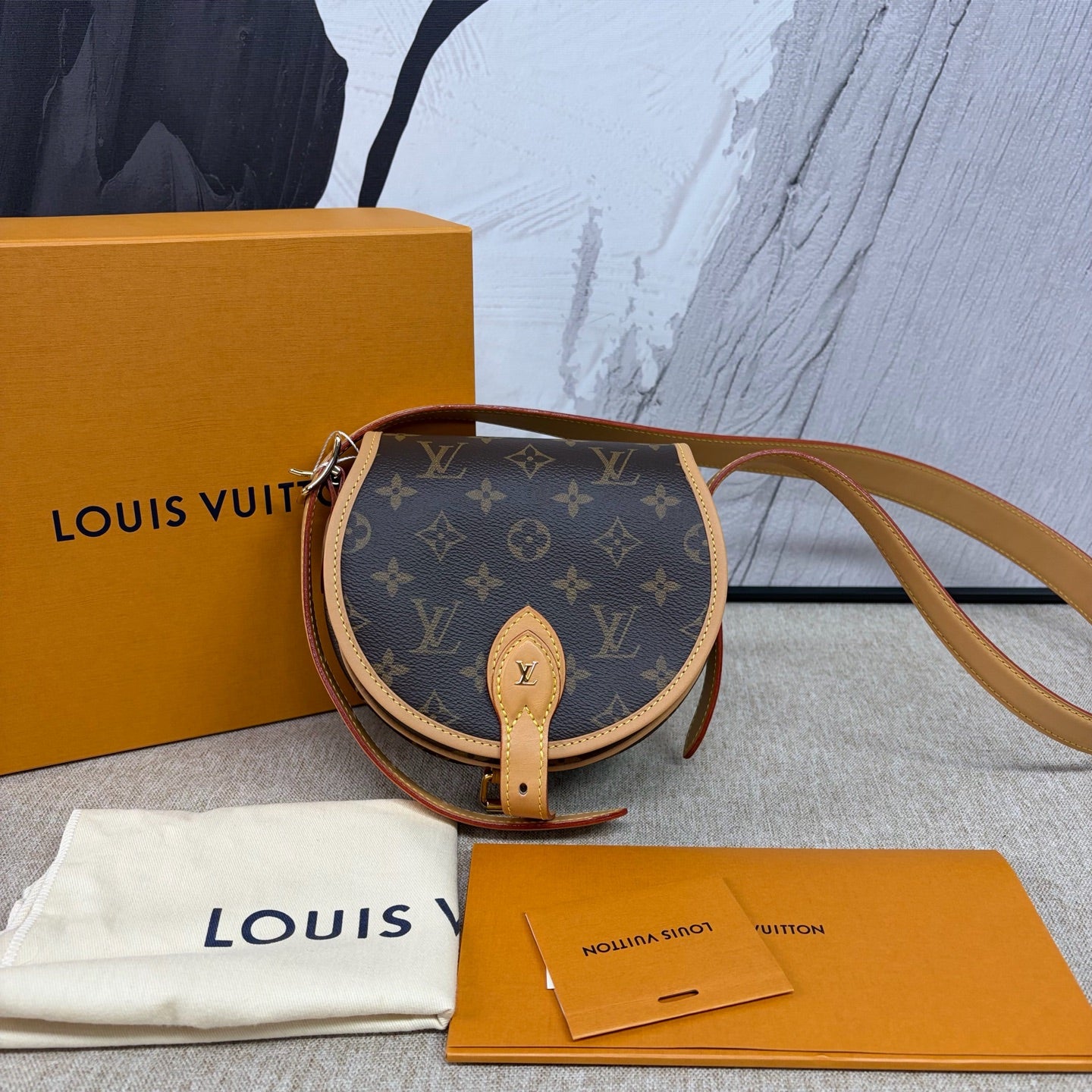 Louis Vuitton - Tambourin - Monogram coated canvas and Vachetta leather - Brown - (mini)