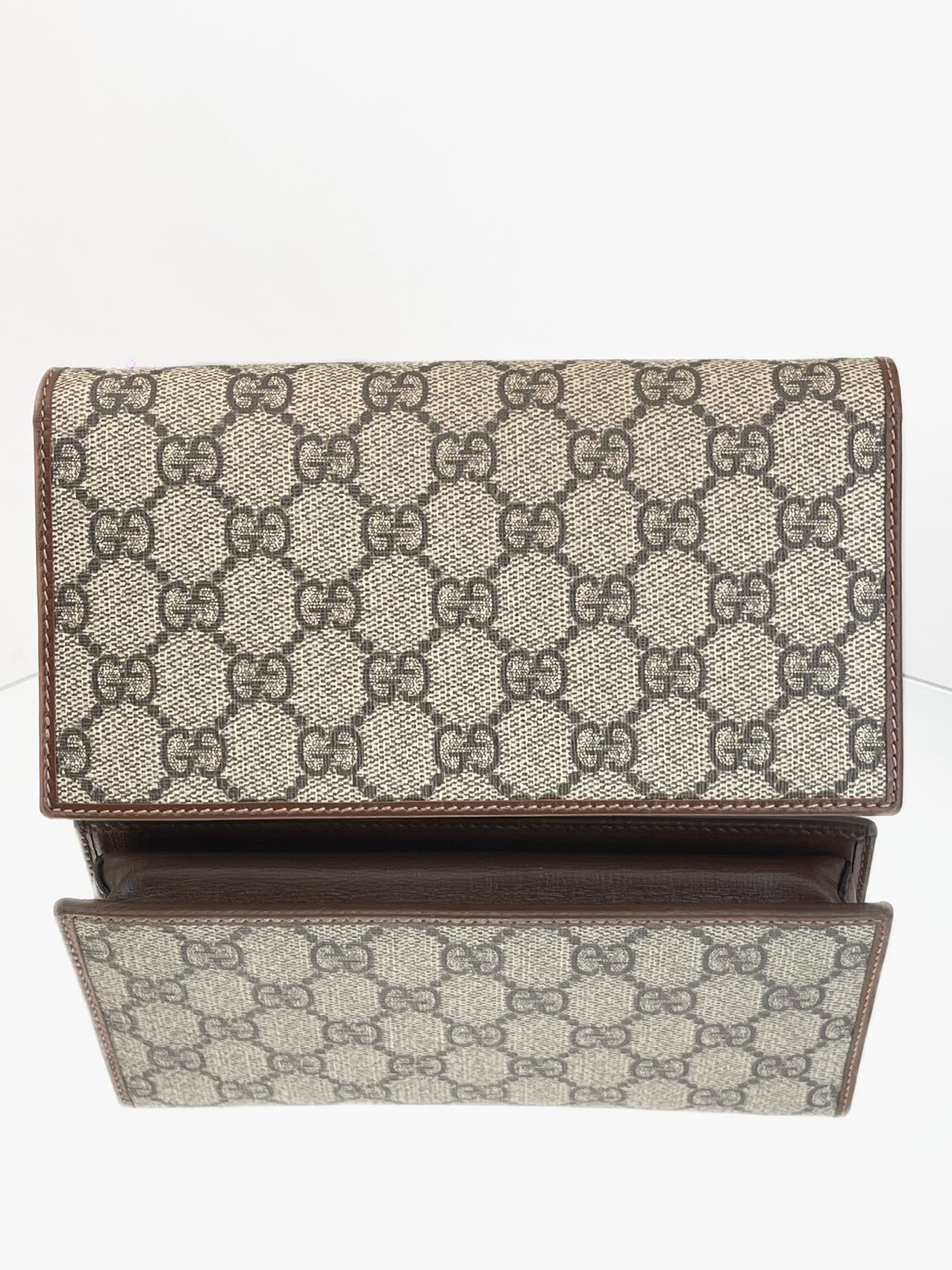 Gucci - 1955 Horsebit Wallet on Chain - GG Supreme canvas and Leather - Beige and Brown with Gold-Tone Hardware - (Small)