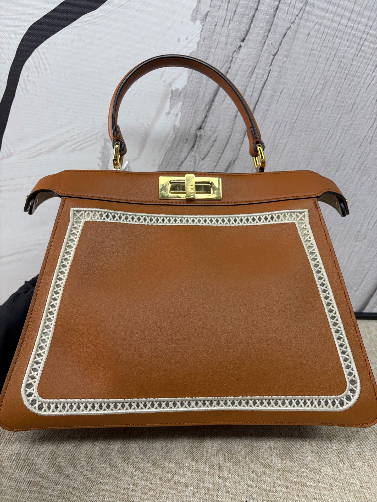 Fendi - Peekaboo Medium with Lace Cutout - Leather - Brown - (Medium)