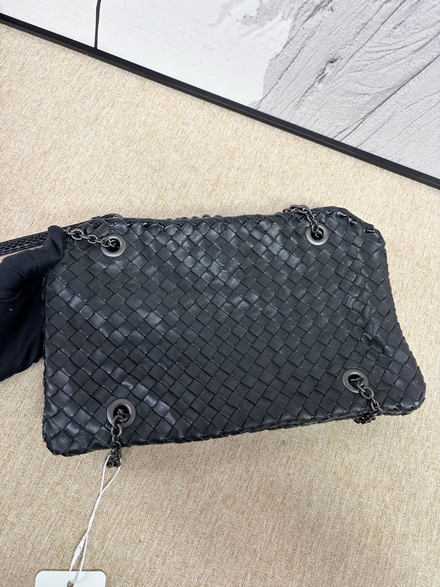 Bottega Veneta - Intrecciato Chain Shoulder Bag - Lambskin leather and snakeskin - Black - (medium)