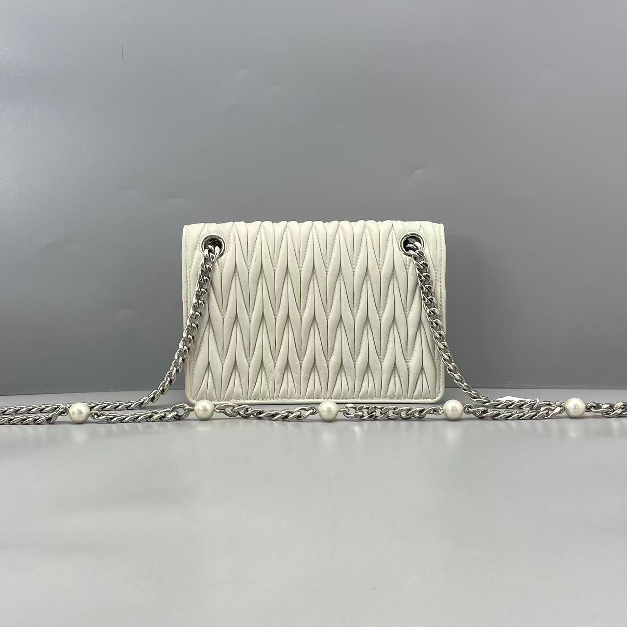 Miu Miu - Matelassé Jewel Chain Bag - Leather - White - (mini)
